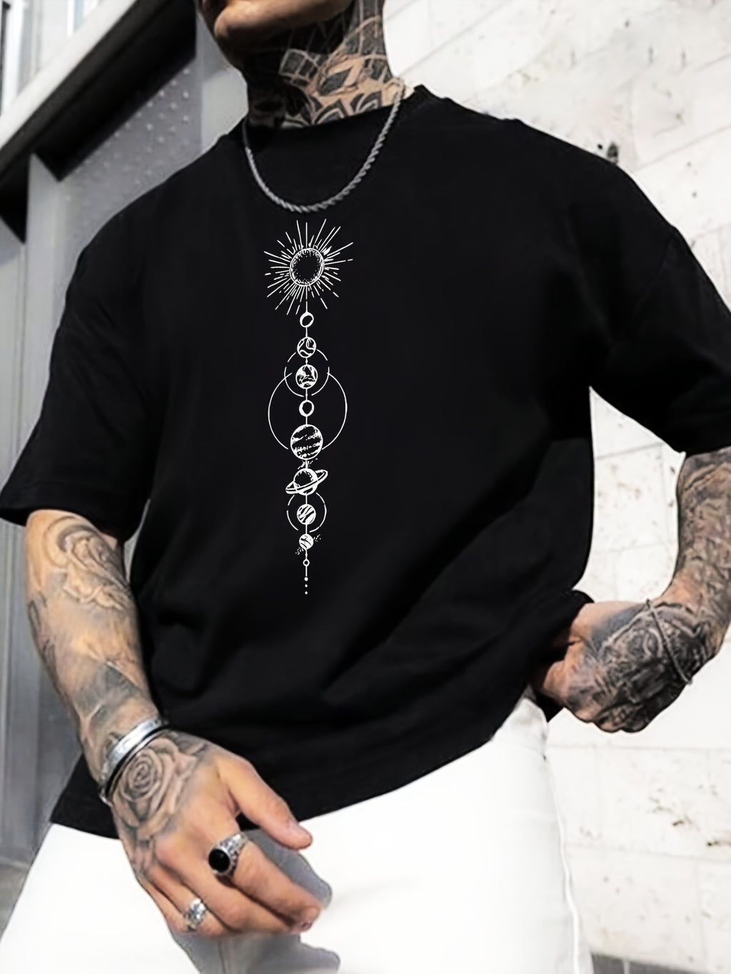 Large Men's Planet Patterned Round Neck Short Sleeved T-shirt, Men's T-shirt, Summer Casual And Fashionable Tops, And Sportswear