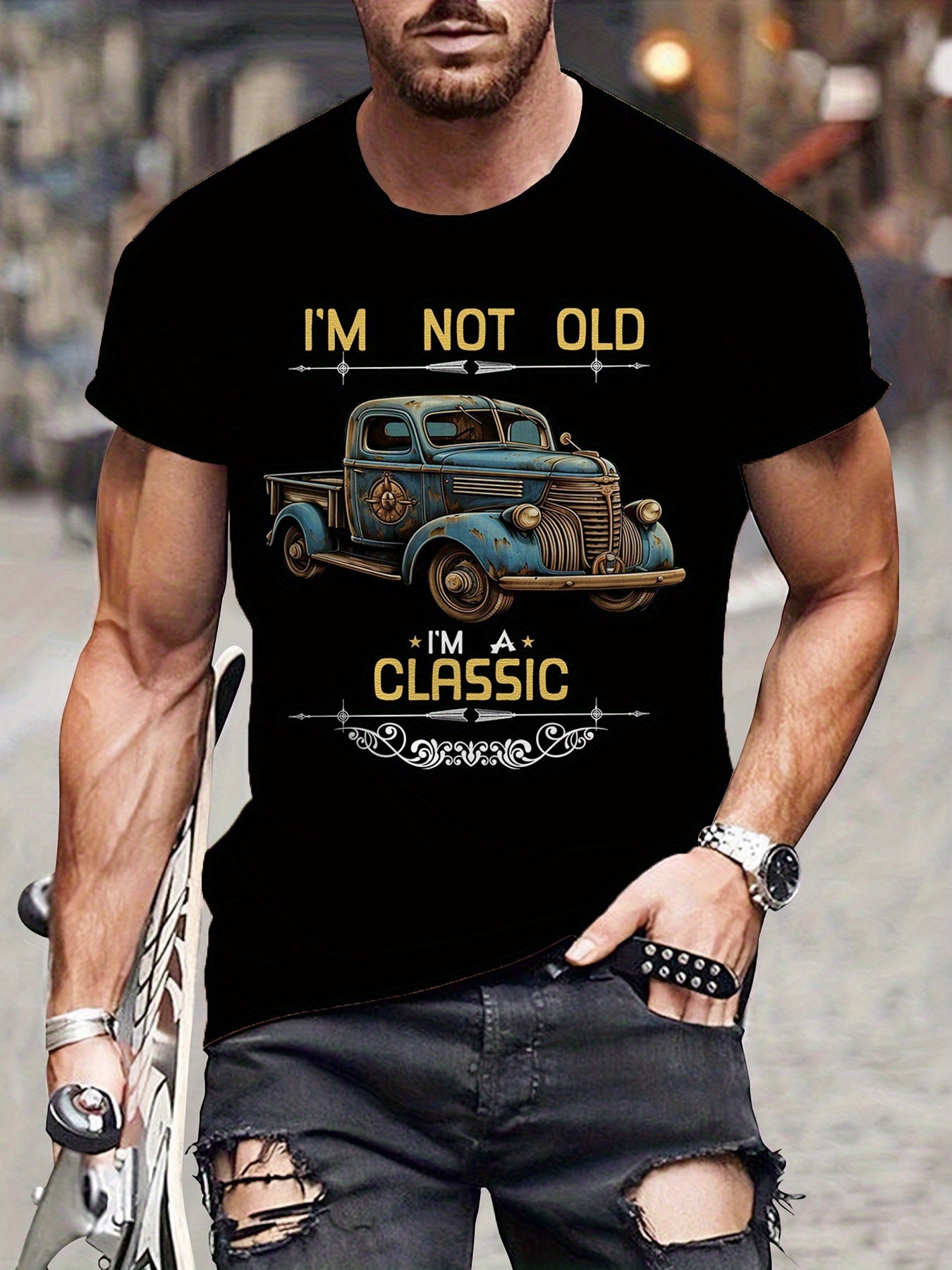 Retro And Rusty Car Patterns And Letter Prints I'm Not Old, I'm Classic Round Neck Short Sleeved T-shirt, Men's Summer Outdoor Casual Fashion Top