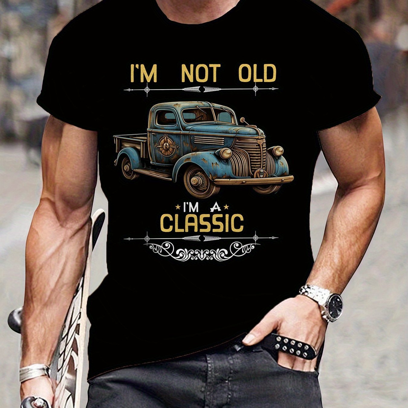 Retro And Rusty Car Patterns And Letter Prints I'm Not Old, I'm Classic Round Neck Short Sleeved T-shirt, Men's Summer Outdoor Casual Fashion Top