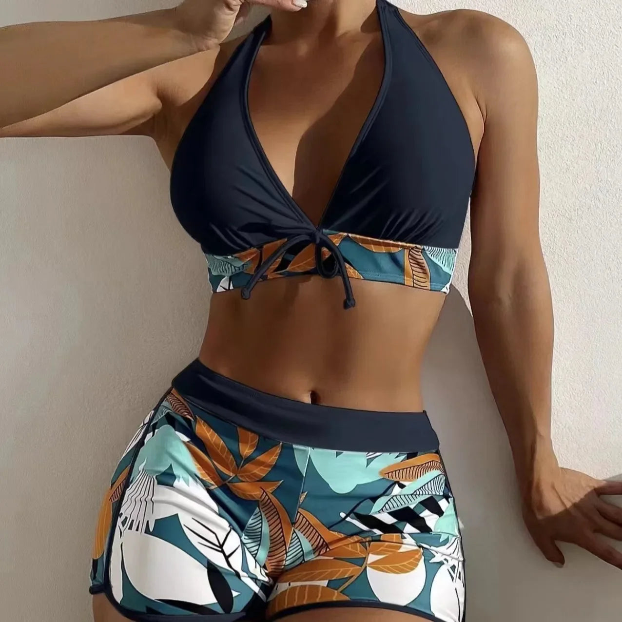 Women Spliced Lace Up Sporty fit Bra and Shorts