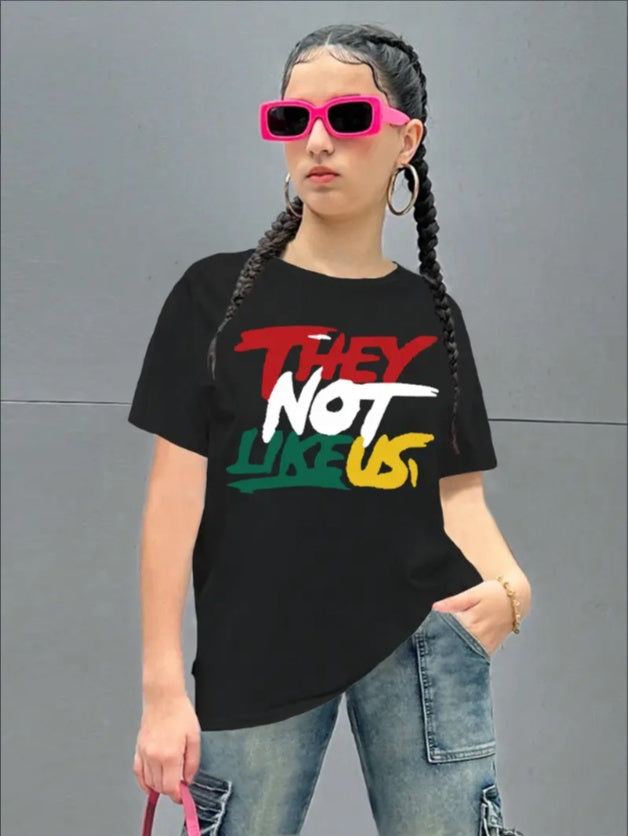 Girls' Graffiti Letter Print Casual Sports Tee - Crew Neck,  Machine Washable - Summer Fashion