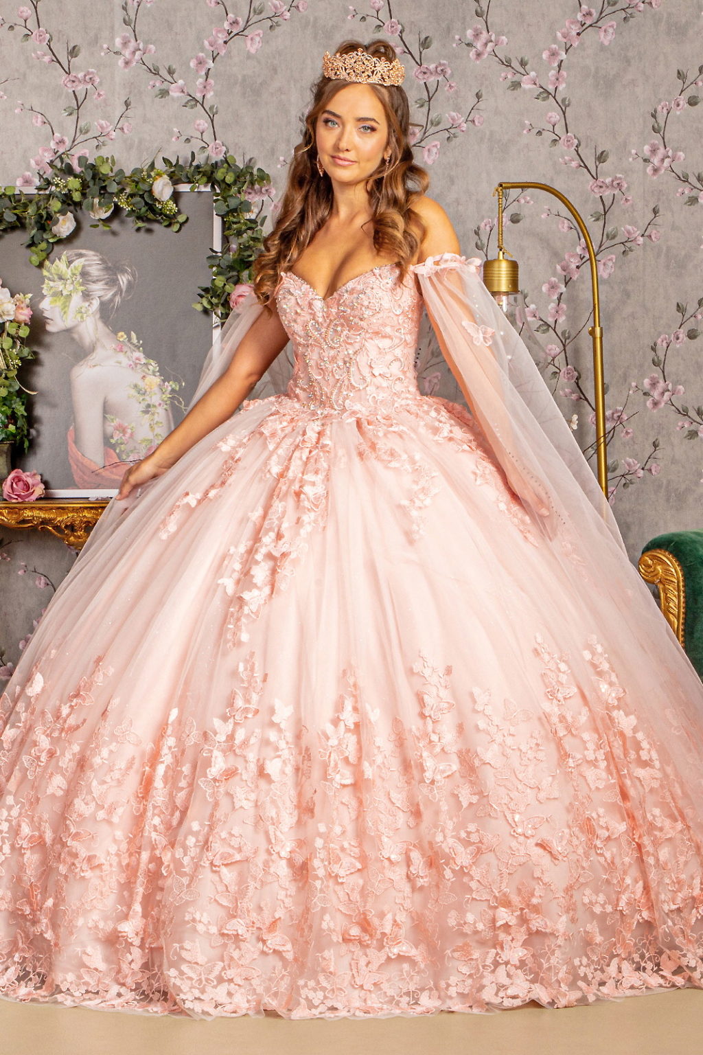 Wedding Queen Long Dress !